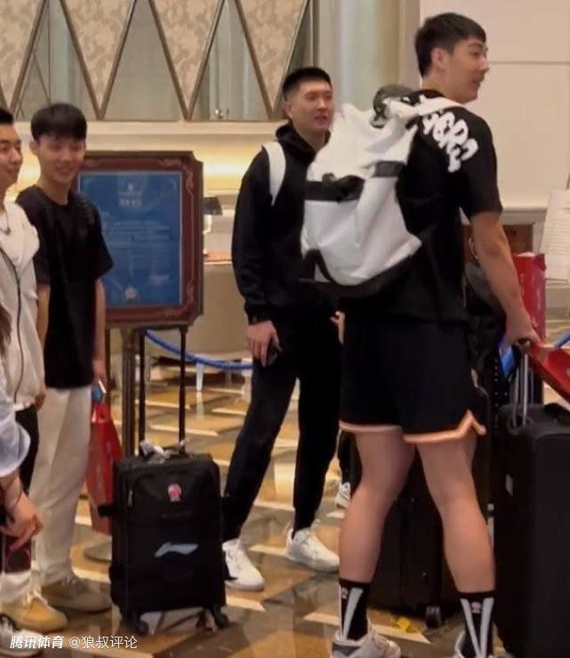 在此，为您奉上精彩的现场图片，以供相关栏目选用，我们也会持续为您奉上最新相关资讯